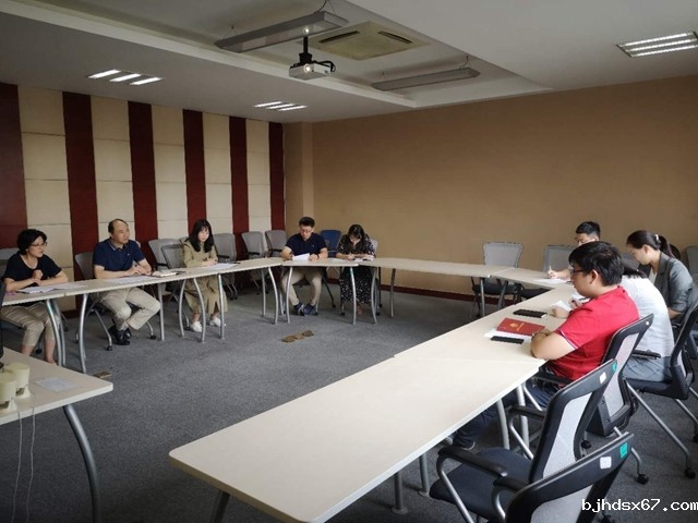 开云体育最新链接网址召开2020-2021学年教职工兼职辅导员工作会议